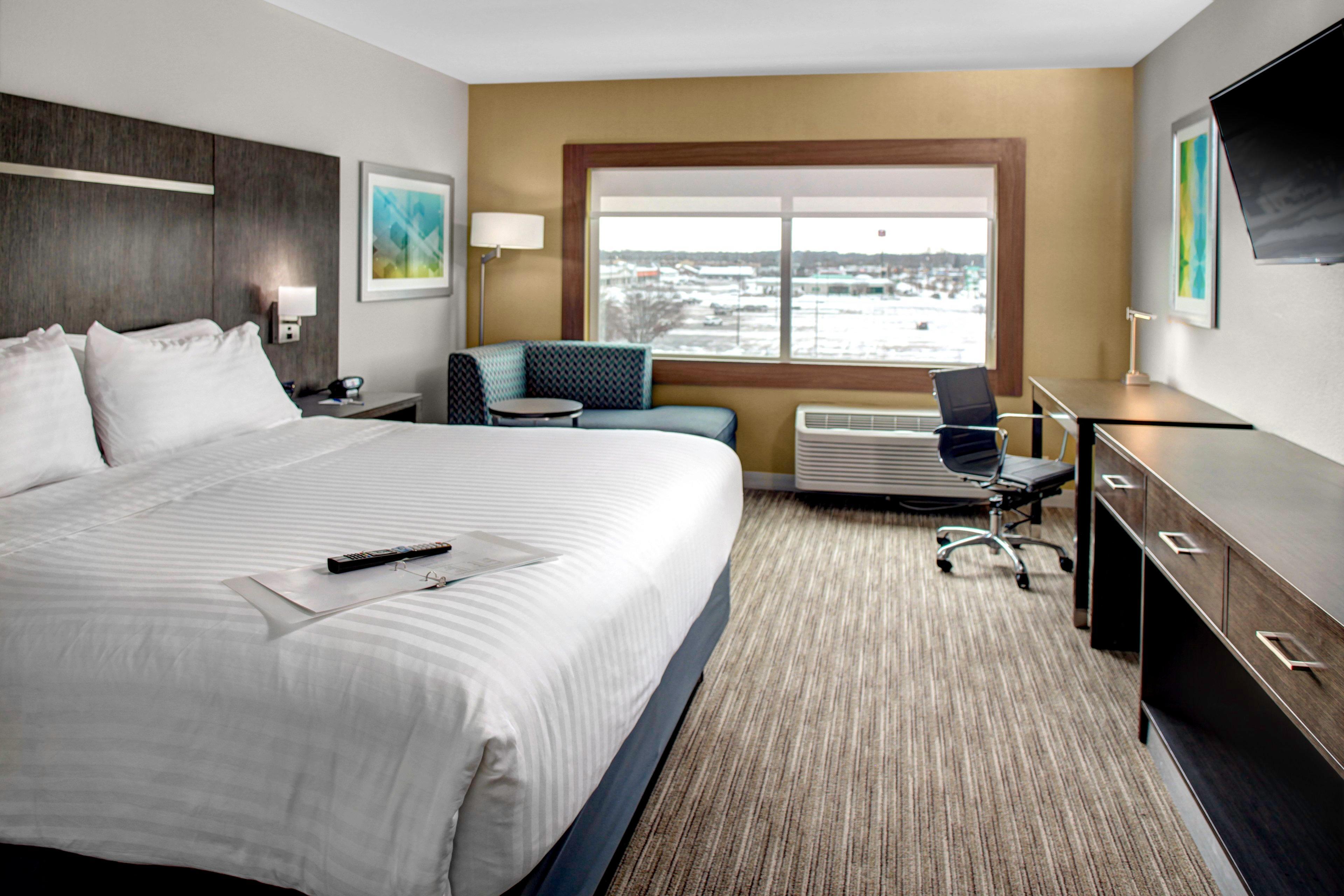 Hotel Express & By Ihg 3*
